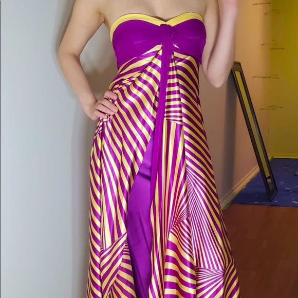 Gorgeous evening dress - Picture 3 of 8